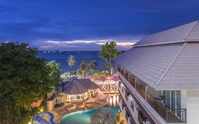 Pattaya Discovery Beach Hotel - Sha Extra Plus