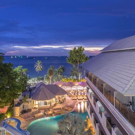 Pattaya Discovery Beach Hotel - Sha Extra Plus Exterior photo